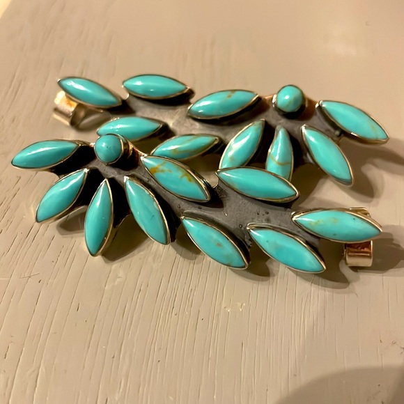 Turquoise and sterling silver climber earrings - Picture 3 of 6